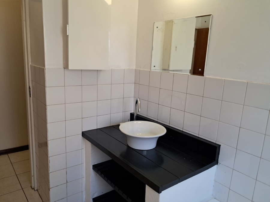3 Bedroom Property for Sale in Naudeville Free State